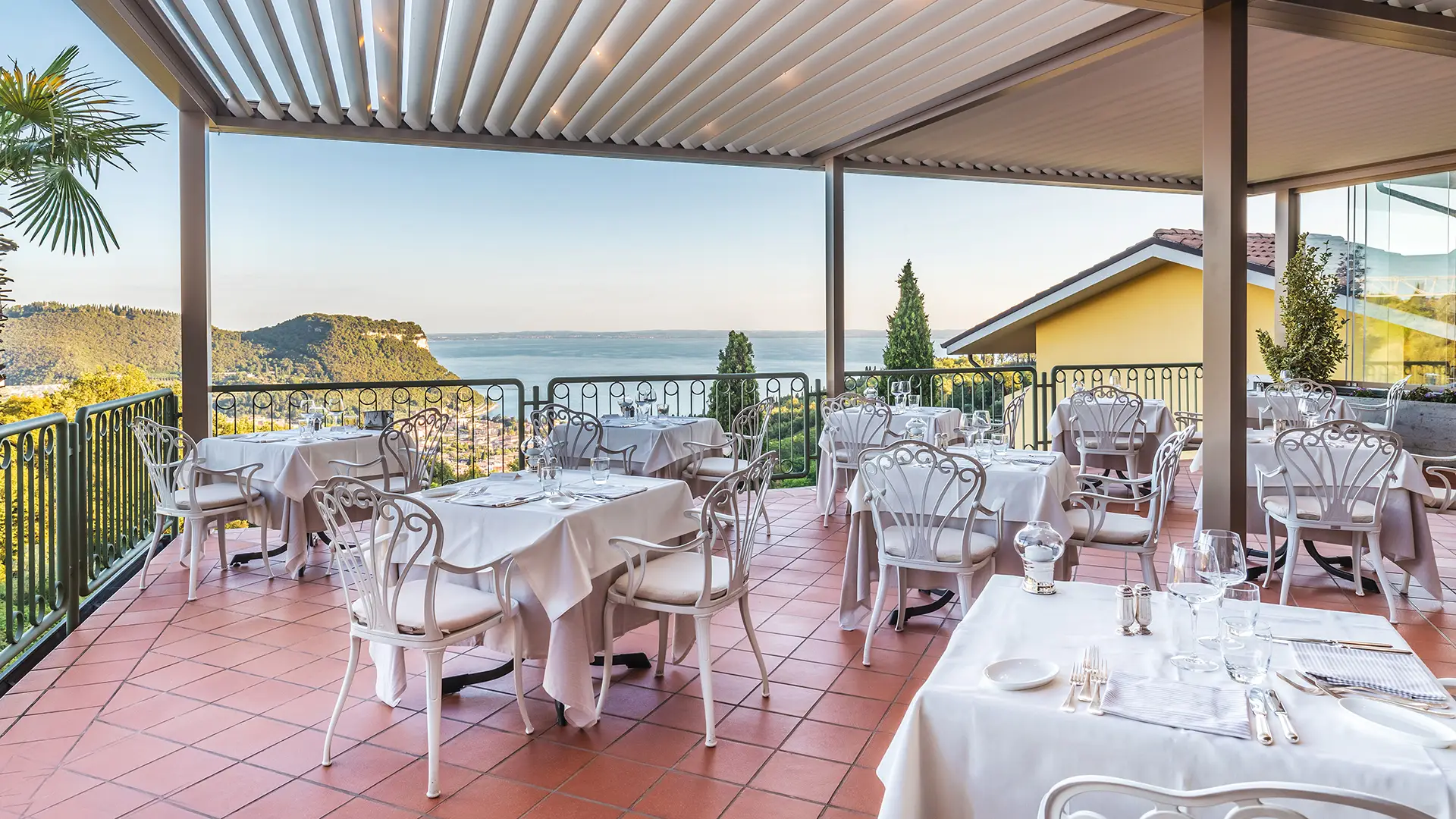 Die Terrasse im Madrigale